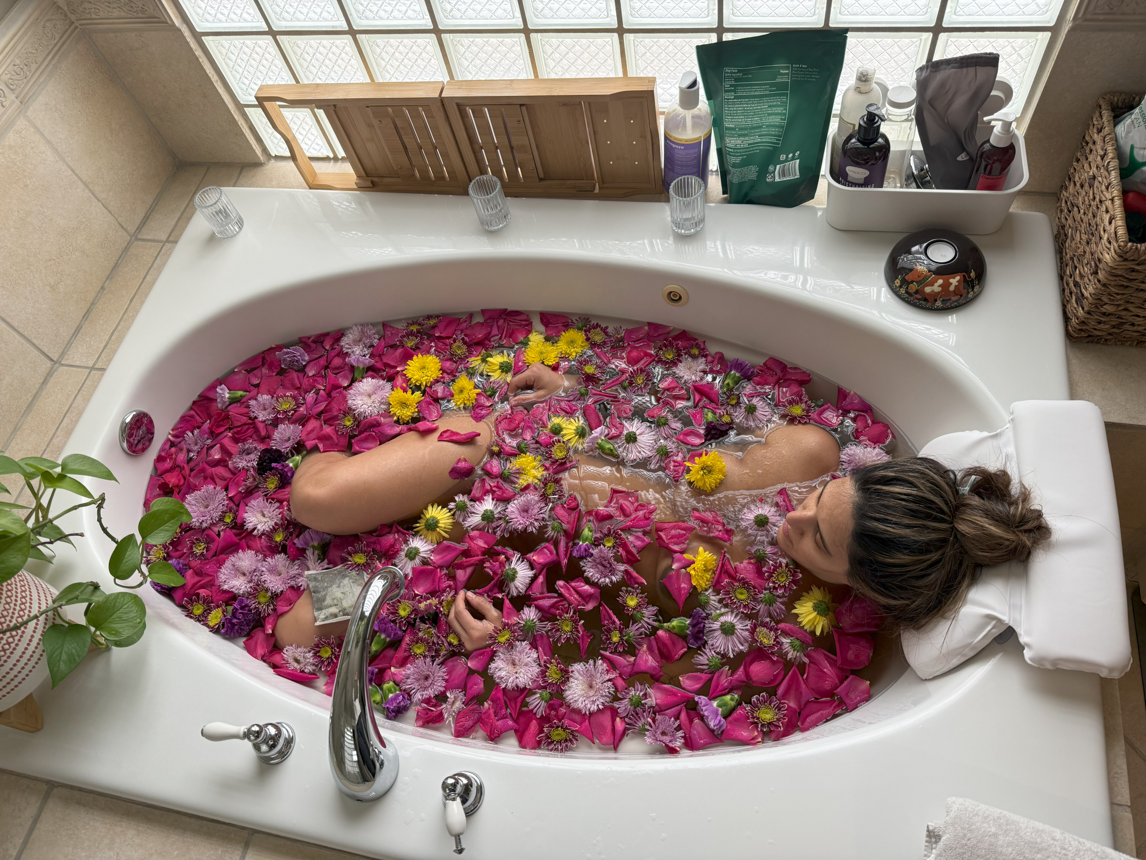 What Do Postpartum Moms Really Need? The Foundation Essentials