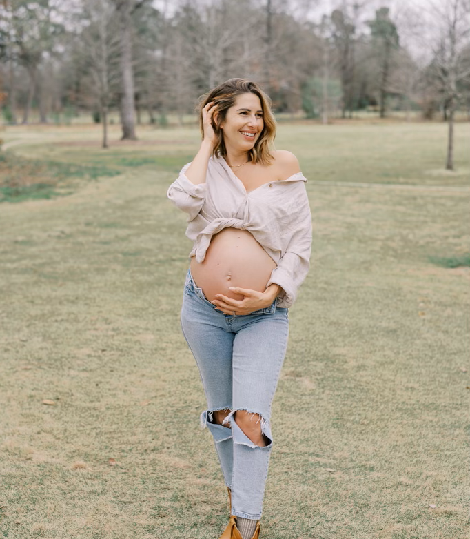 Cypress TX mom preparing for birth with Houston doula collective